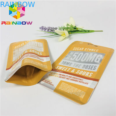 کیسه های کیسه های زیپ قابل استفاده مجدد پلاستیکی مات با پنجره ی جلو جلو پر شده است