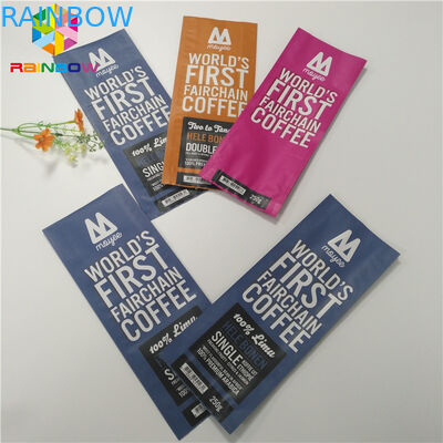 کیسه قهوه ای با بسته بندی کیسه های فویل بسته بندی فویل بسته بندی شده