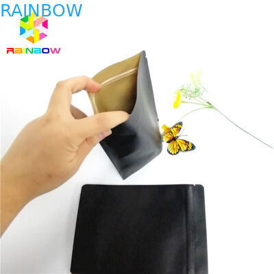 کیسه های چاپی کاغذ سیاه Kraft چاپ کیسه های کاغذی سفارشی درجه مواد غذایی کیسه های خود ایستاده چند لایه