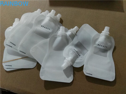 کیسه های قابل استفاده مجدد برای غذاهای کودک قابل استفاده مجدد ، کیسه های قابل حمل شیر آب حاوی آب میوه را می نوشید