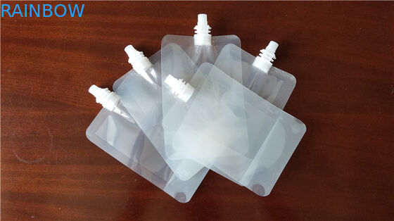 کیسه های قابل استفاده مجدد برای غذاهای کودک قابل استفاده مجدد ، کیسه های قابل حمل شیر آب حاوی آب میوه را می نوشید