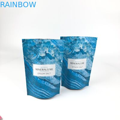 کیک چاپی دیجیتال میان وعده میان وعده تند تند گوشت گاو کیسه زیپ با پنجره ای روشن ایستاده است