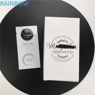 کیسه نمونه یکبار مصرف کوچک یکبار مصرف برای پاک کننده صورت سرم چشم سه گوش مهر و موم شده برای محصولات آرایشی