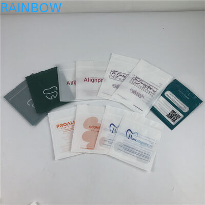 بریس‌های مشکی مات، کیسه‌های زیپ‌لاک تخت مایلار، جلوی شفاف برای لوازم جانبی دندان