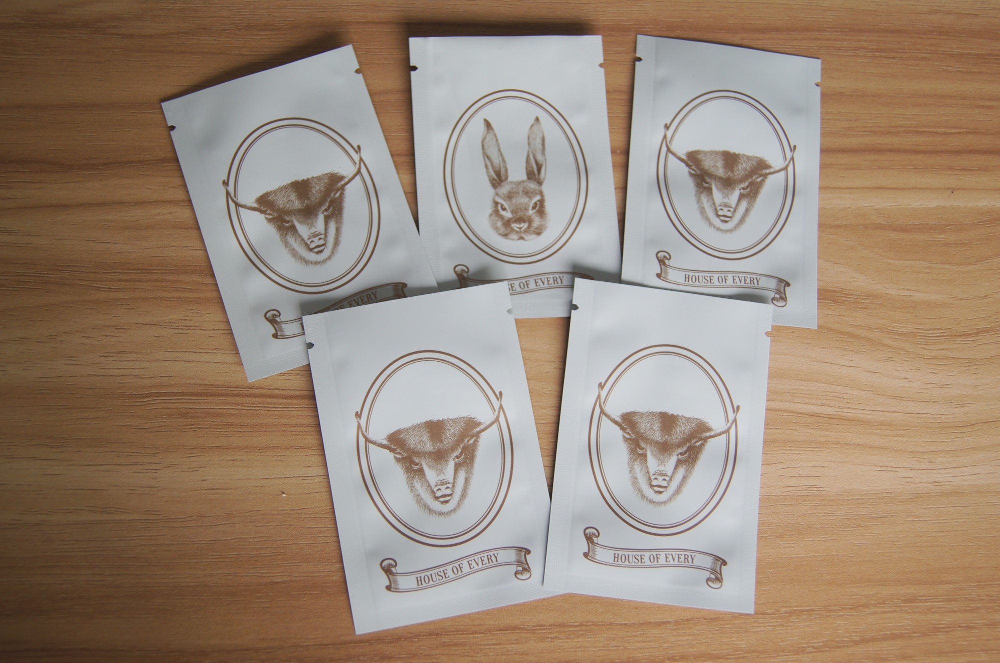 کیسه های سه بسته بندی Seal Seed بسته بندی شده / کیسه مات سفید دست بند Seal Spice Bag Potpourri