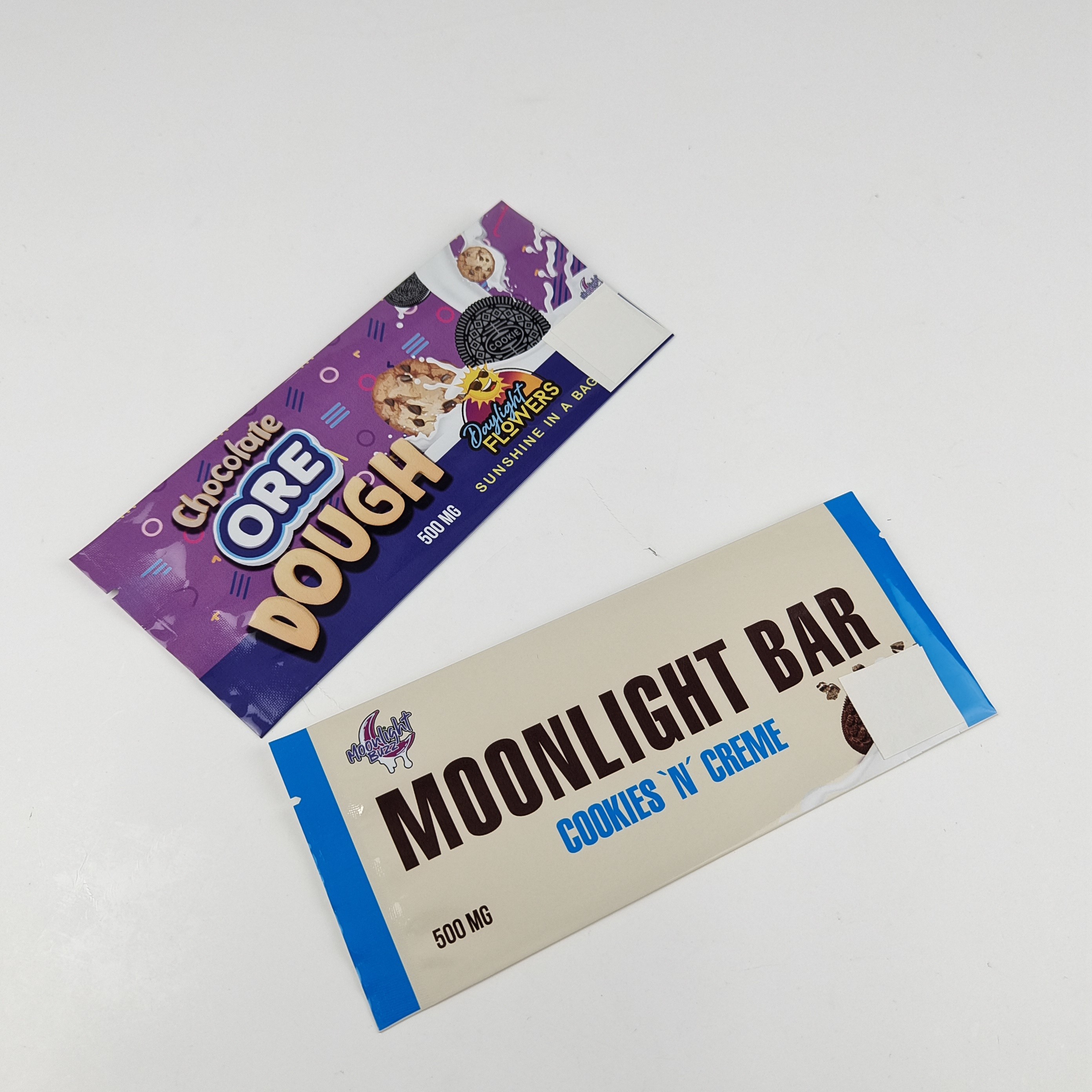 بسته بندی های کاغذی سازگار با محیط زیست بسته بندی های چاپی سفارشی کیسه های ایستاده شکلات نوار انرژی کوکی ها بسته بندی میان وعده