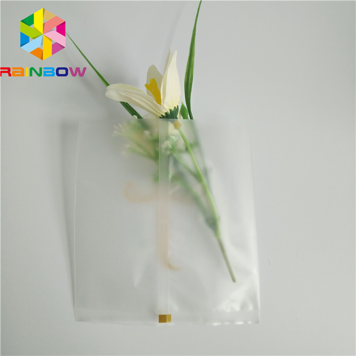 بسته بندی کیسه های خود چسبنده، کیسه های پلاستیکی شفاف چند کاربرد