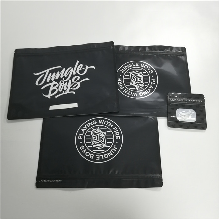 زیست پاکسازی سفارشی Ziplock کیسه ایستادن تاکسی برگ بسته بندی پسران جنگل Mylar