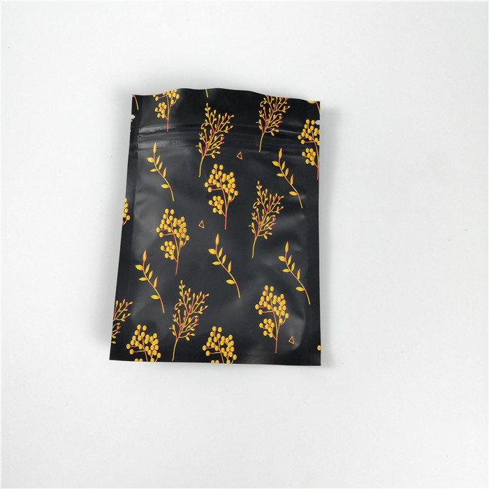 بسته بندی میان وعده بسته بندی کیسه های پلاستیکی زیپ سفارشی چاپ شده سه کیسه درزگیر ساید دوام