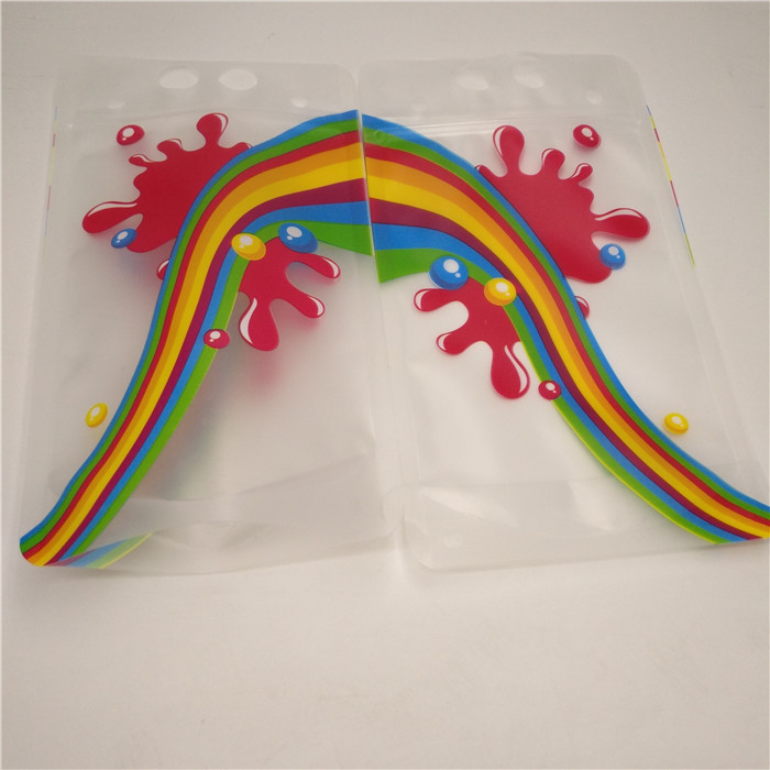 کیسه های شیر آب زیر شیرین ، کیسه های فویل بسته شده با بادگیر را با دستگیره پاک کنید