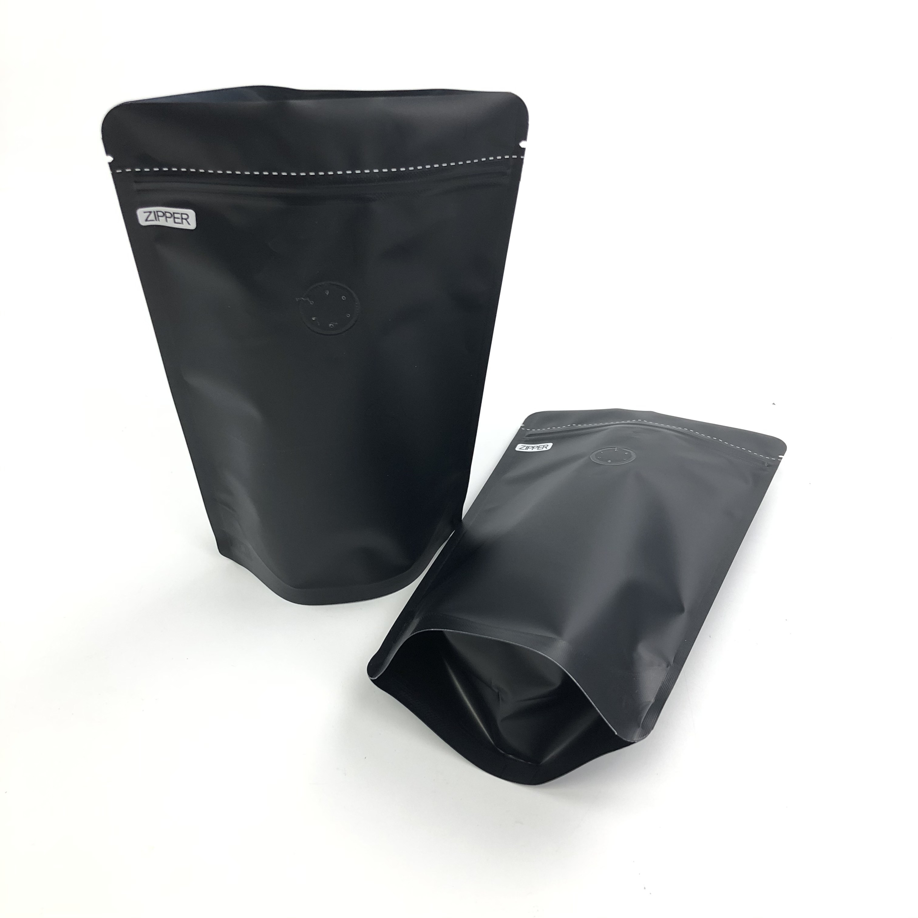 نصب شده سفارشی 250G آرم سیاه اندازه فویل آلومینیوم قابل تحمل با سوپاپ های گازسوز برای کیسه بسته بندی دانه های قهوه