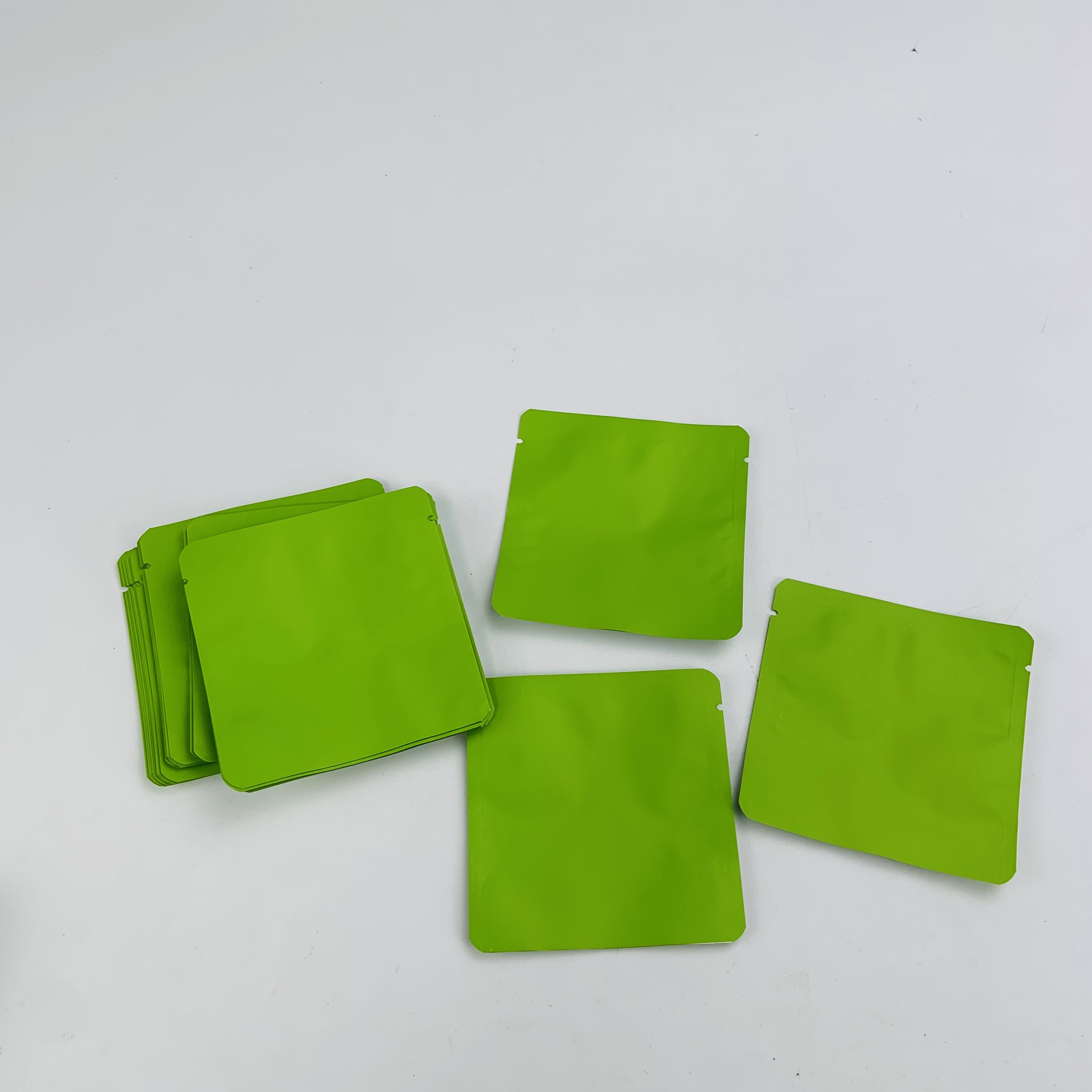 Skin Care FDA 150micron 1ml 2ml کیسه های فویل دار Mylar قابل بازجویی CMYK