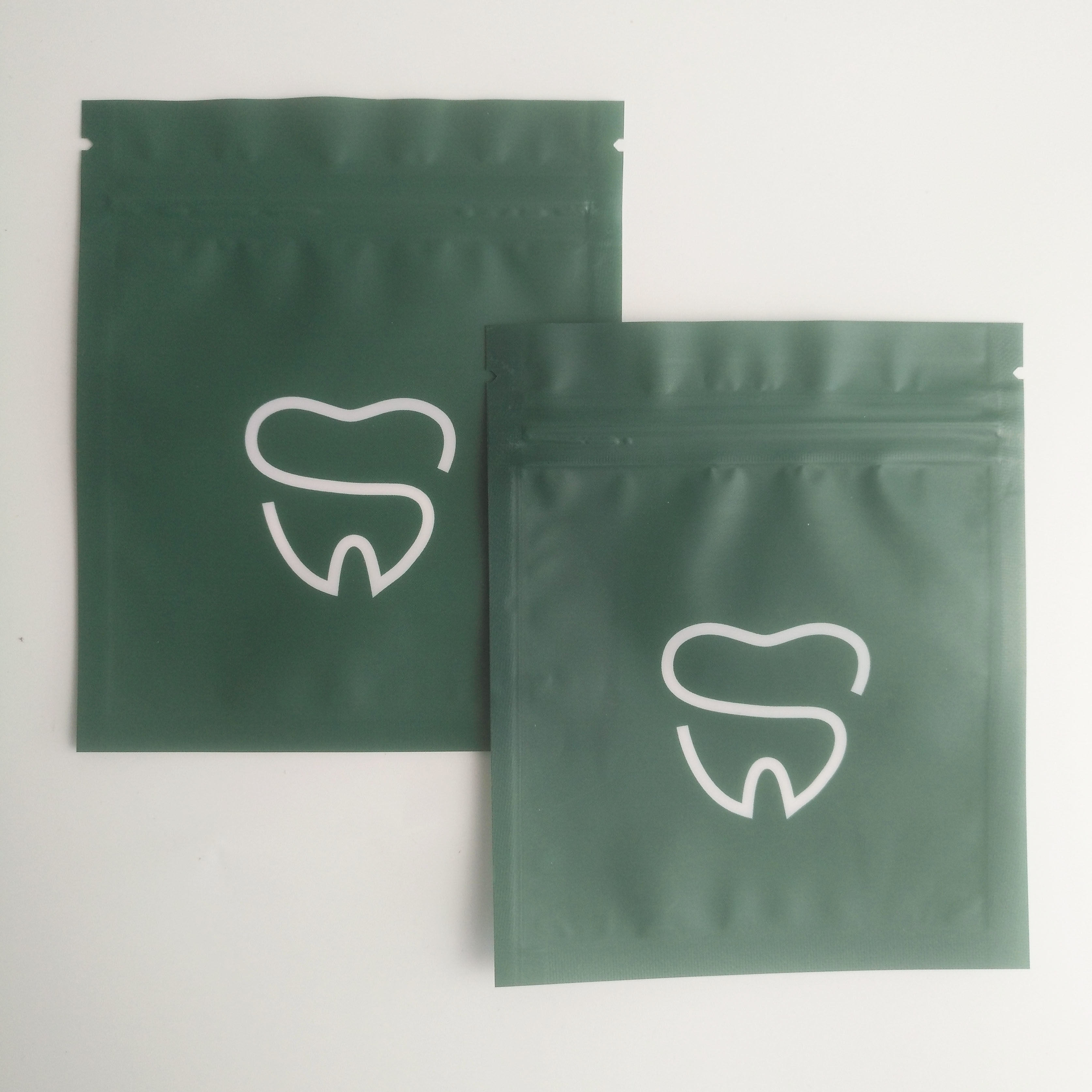 کیسه های بسته بندی 120mic MOPP PE Mylar مات Cmyk با یک طرف