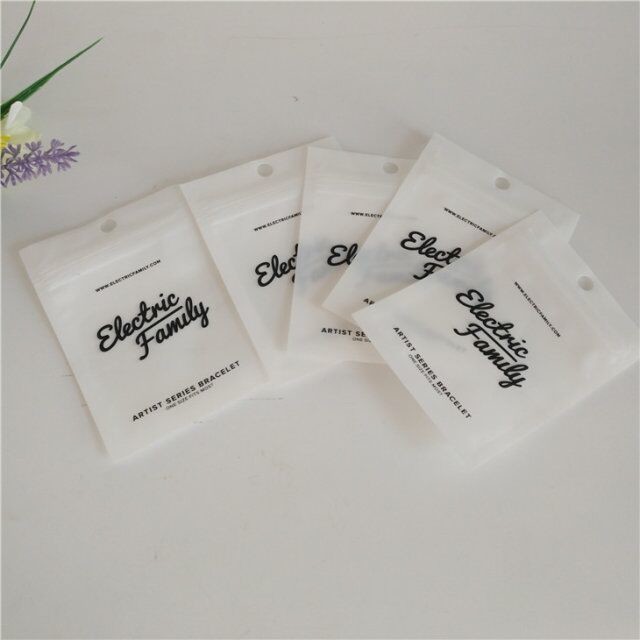 کیسه های پلاستیکی PET NY 200mic CMYK SGS VMPET برای دستبند گوشواره