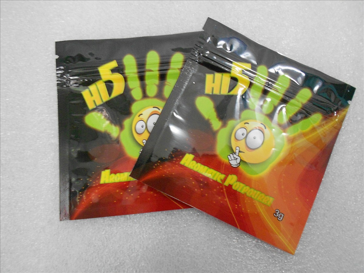 آب - اثبات PET + VMPET + PE عطر و ادکلن بسته بندی کیسه