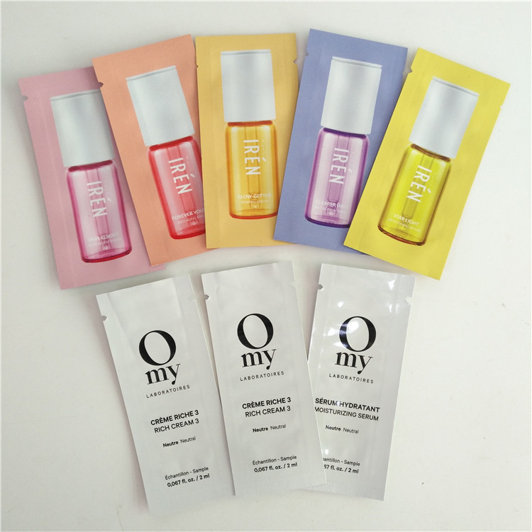 لوازم آرایشی مهر و موم شده حرارتی نمونه بسته بندی ساشه کیسه مسطح مایلار فویل 3 طرف کیسه مهر و موم